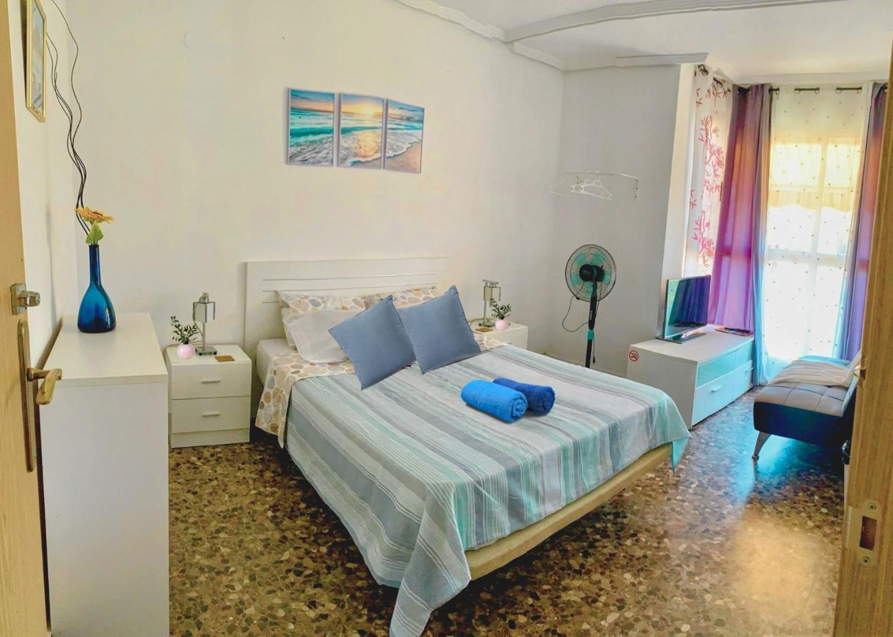 Apartamento Compartido Con Vista Al Puerto Valencia Lägenhet Exteriör bild